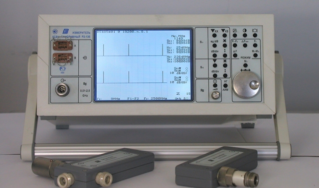 Измеритель КСВН панорамный Р2-135