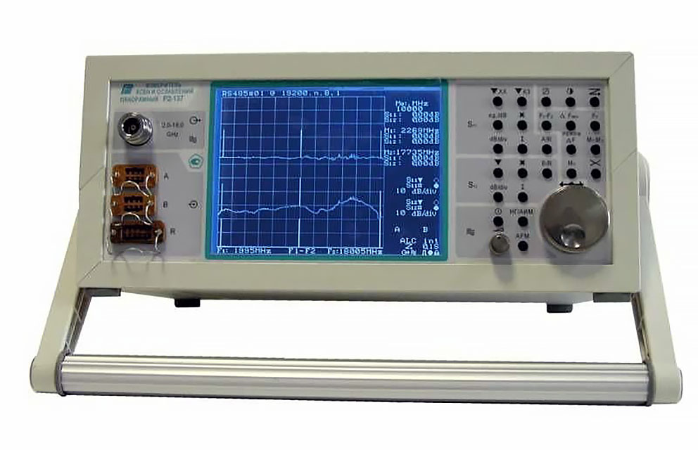 Измеритель КСВН панорамный Р2-137/2